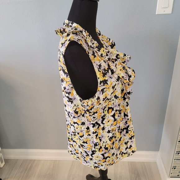 ❤️Karl Lagerfeld Paris Yagavi Ruffle Blouse Sleeveless Size Medium NWT ❤️ - Picture 8 of 12